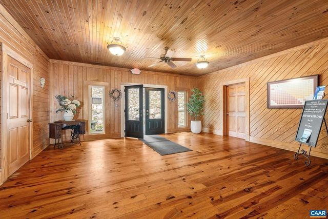 1376A WYATT MOUNTAIN RD, Dyke, VA 22935