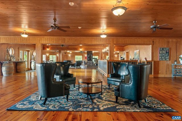 1376A WYATT MOUNTAIN RD, Dyke, VA 22935