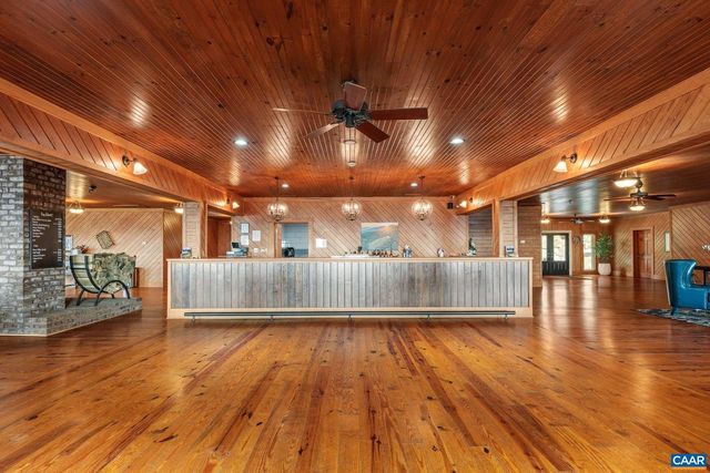 1376A WYATT MOUNTAIN RD, Dyke, VA 22935