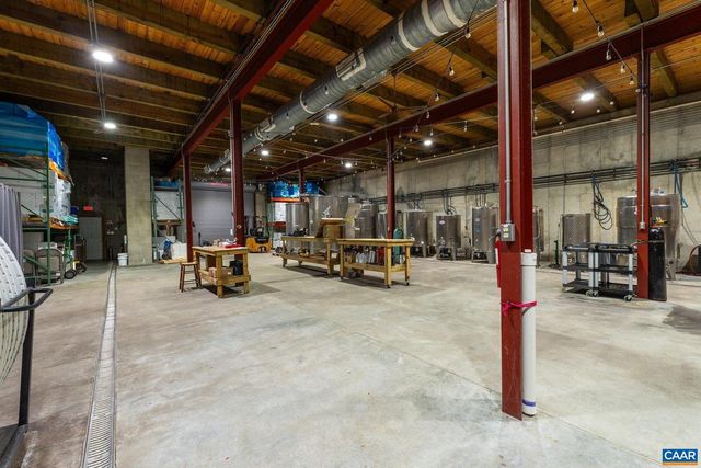 1376A WYATT MOUNTAIN RD, Dyke, VA 22935