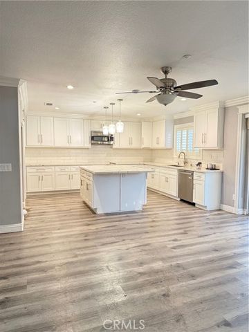 15467 Spruce Tree, Fontana, CA 92336