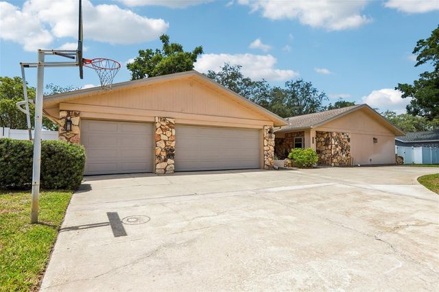 2424 SUNDANCER DRIVE, Clearwater, FL 33759