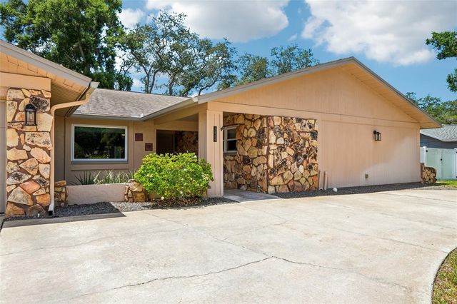 2424 SUNDANCER DRIVE, Clearwater, FL 33759