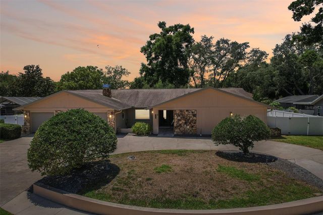 2424 SUNDANCER DRIVE, Clearwater, FL 33759