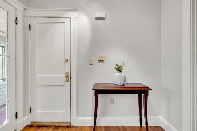 348-350 Hyde Park Avenue 2, Boston, MA 02131