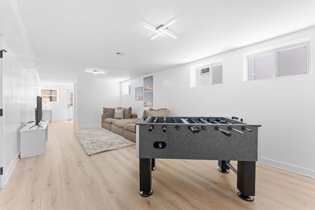 446 Broadway 1, Somerville, MA 02145