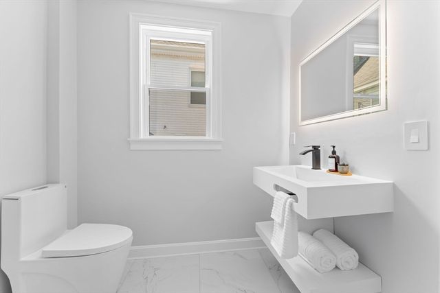 446 Broadway 1, Somerville, MA 02145