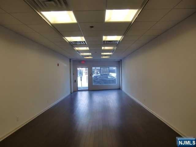 10 N Dean Street, Englewood, NJ 07631