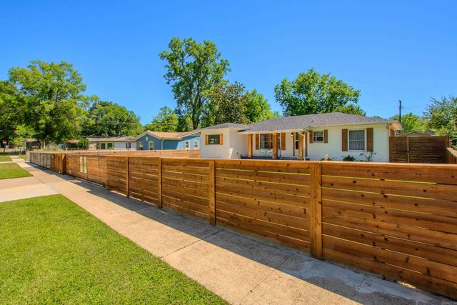 1605 Keaton St., Jacksonville, AR 72076