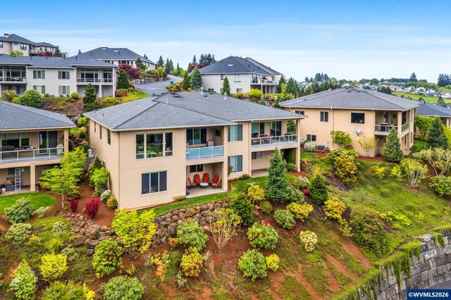 938 Sahalee Ct SE, Salem, OR 97306