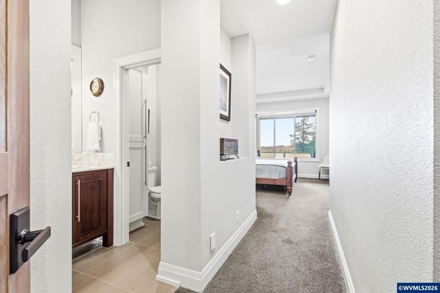 938 Sahalee Ct SE, Salem, OR 97306