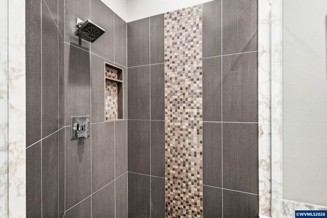 938 Sahalee Ct SE, Salem, OR 97306