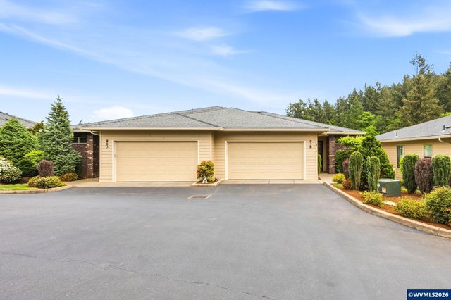 938 Sahalee Ct SE, Salem, OR 97306