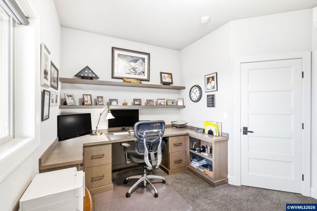 938 Sahalee Ct SE, Salem, OR 97306