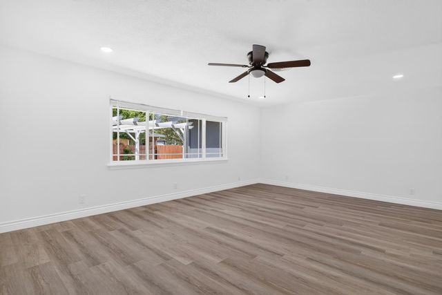 2629 Hazelwood Ave, Stockton, CA 95207