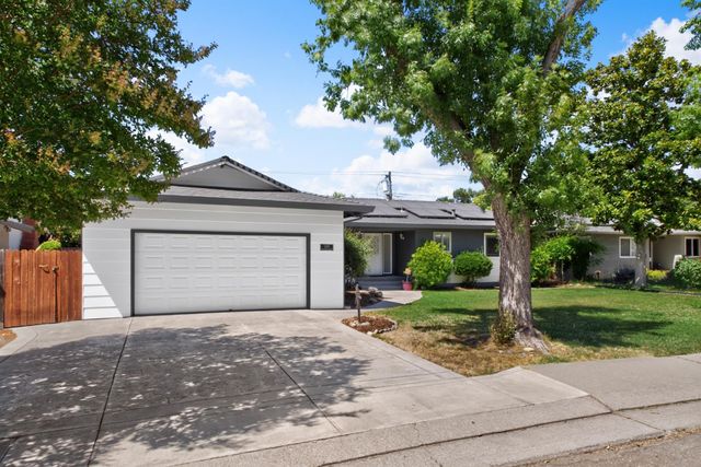 2629 Hazelwood Ave, Stockton, CA 95207