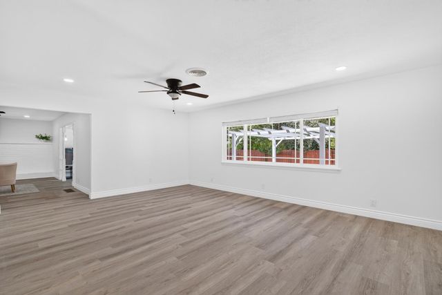 2629 Hazelwood Ave, Stockton, CA 95207
