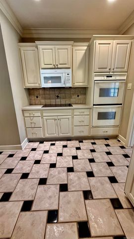 18 creekwood Cove, North Little Rock, AR 72116