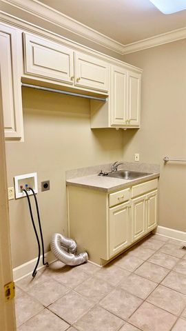 18 creekwood Cove, North Little Rock, AR 72116