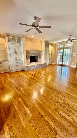 18 creekwood Cove, North Little Rock, AR 72116