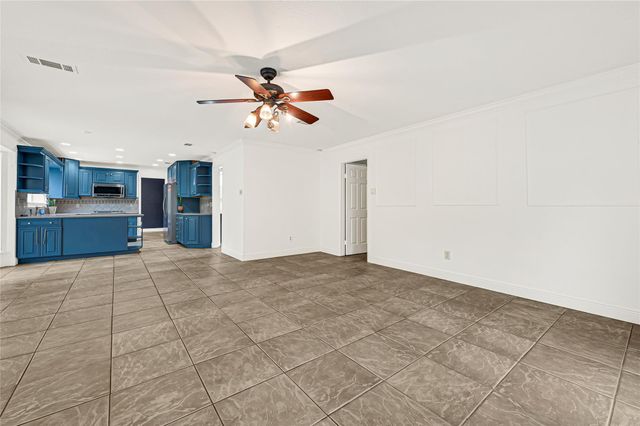 29 Dover Drive, Conroe, TX 77304
