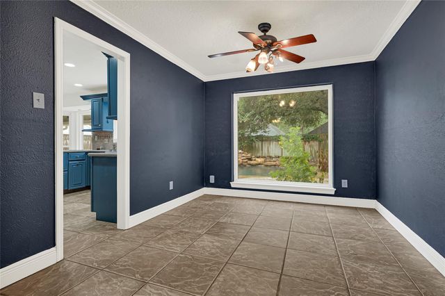 29 Dover Drive, Conroe, TX 77304