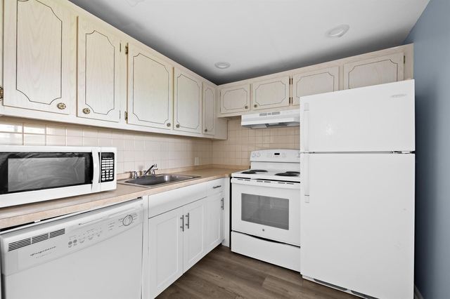 148 Preston Way 148, Boca Raton, FL 33434