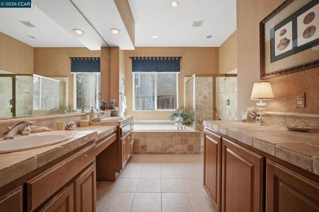2509 Marshfield Rd, Vallejo, CA 94591