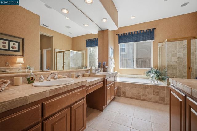 2509 Marshfield Rd, Vallejo, CA 94591