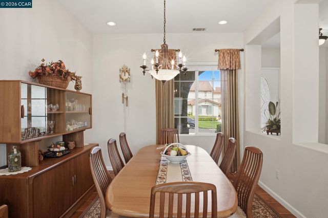 2509 Marshfield Rd, Vallejo, CA 94591