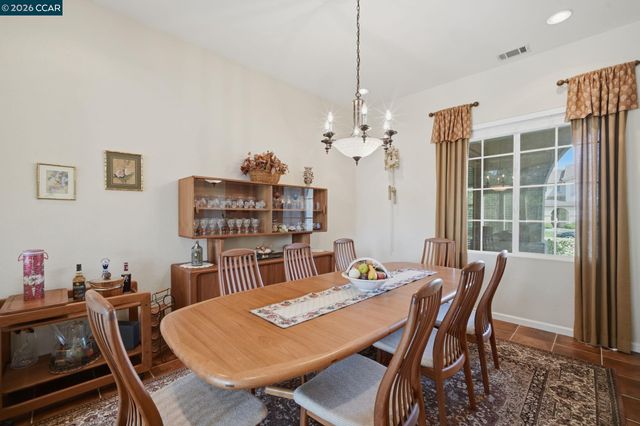 2509 Marshfield Rd, Vallejo, CA 94591