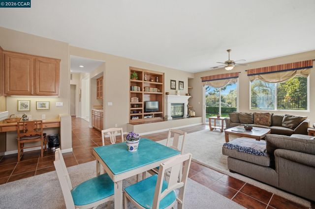 2509 Marshfield Rd, Vallejo, CA 94591