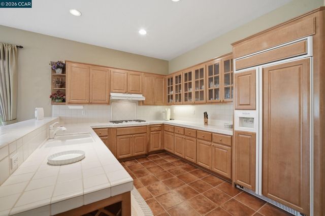2509 Marshfield Rd, Vallejo, CA 94591