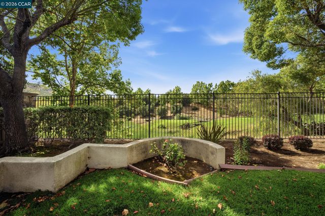 2509 Marshfield Rd, Vallejo, CA 94591