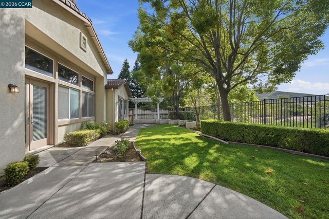 2509 Marshfield Rd, Vallejo, CA 94591