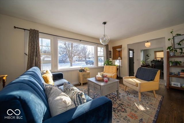 1102 E Jefferson Street, Franklin, IN 46131