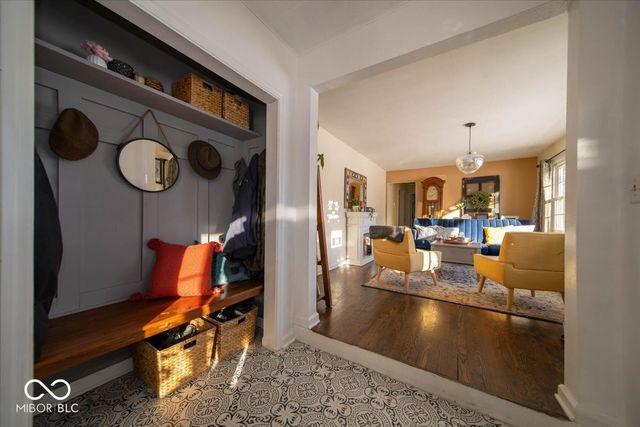 1102 E Jefferson Street, Franklin, IN 46131