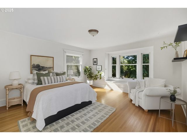 2744 Ne 16TH Ave, Portland, OR 97212