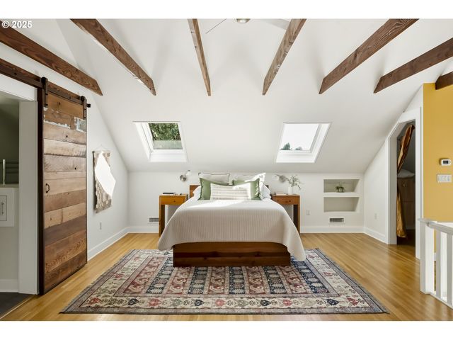 2744 Ne 16TH Ave, Portland, OR 97212