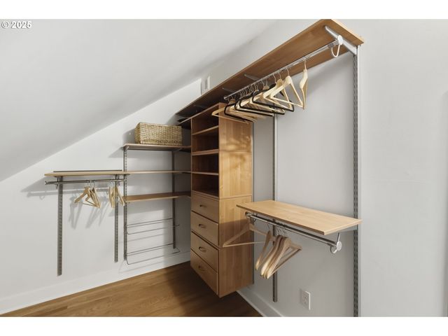 2744 Ne 16TH Ave, Portland, OR 97212