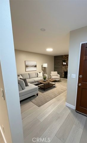 6942 Oxford Drive, Huntington Beach, CA 92647