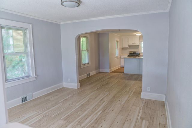 3723 Knox Avenue N, Minneapolis, MN 55412