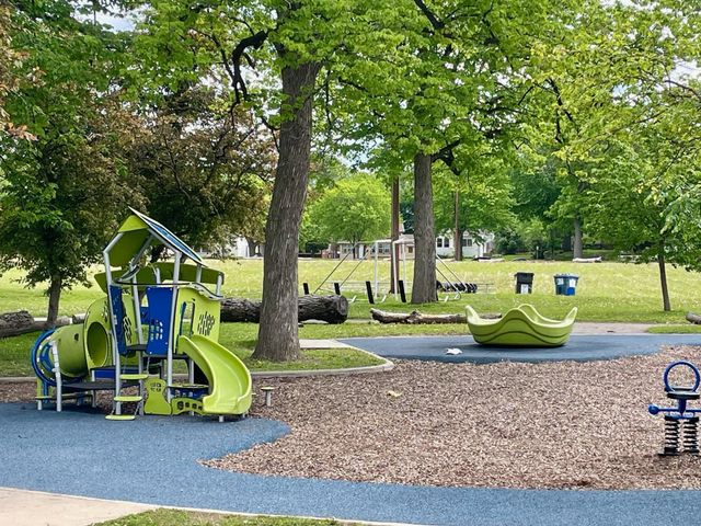 3723 Knox Avenue N, Minneapolis, MN 55412