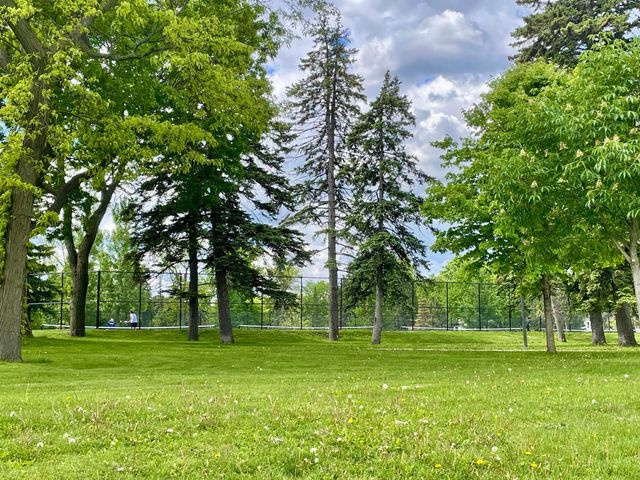 3723 Knox Avenue N, Minneapolis, MN 55412