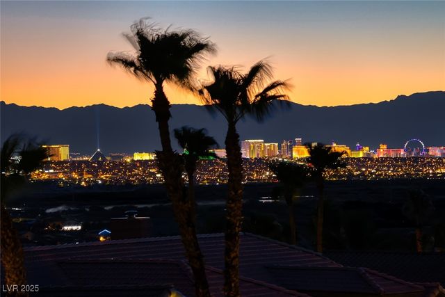 905 Rhyolite Terrace, Henderson, NV 89011