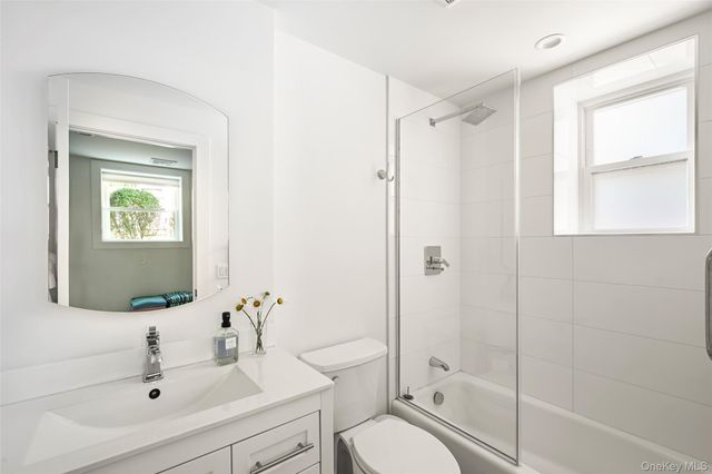 845 County Road 39, Southampton, NY 11968