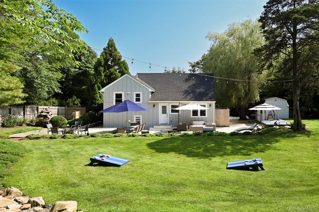 845 County Road 39, Southampton, NY 11968