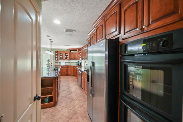 4409 Avenue J, Santa Fe, TX 77510