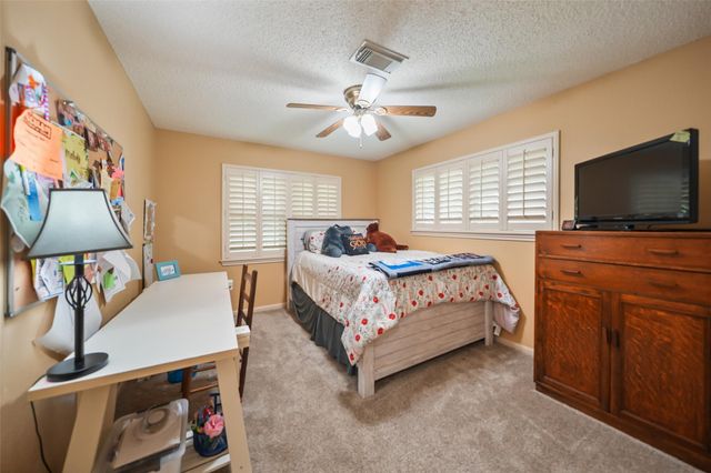 4409 Avenue J, Santa Fe, TX 77510