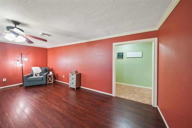 4409 Avenue J, Santa Fe, TX 77510